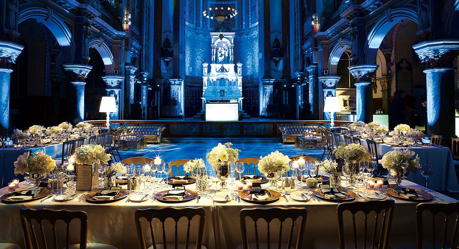Top 6 địa điểm tổ chức Gala Dinner đẹp và sang trọng