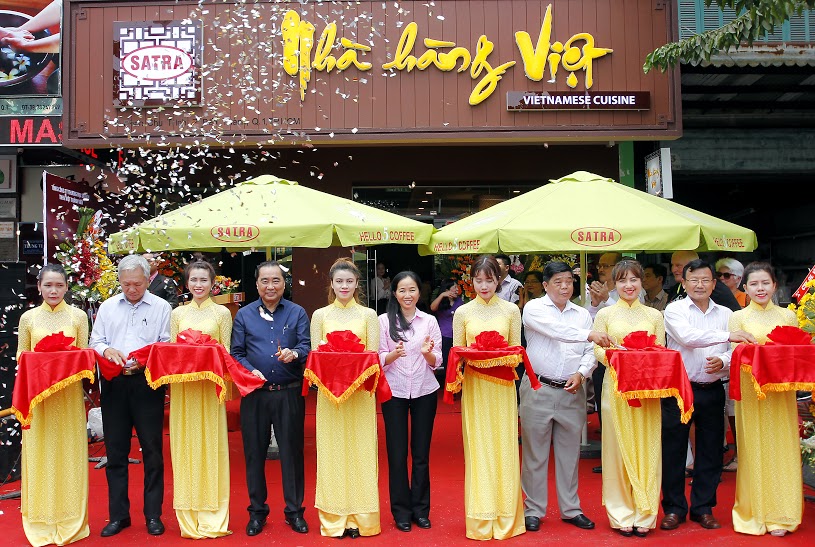 Hướng dẫn lên kịch bản lễ khai trương nhà hàng hiệu quả