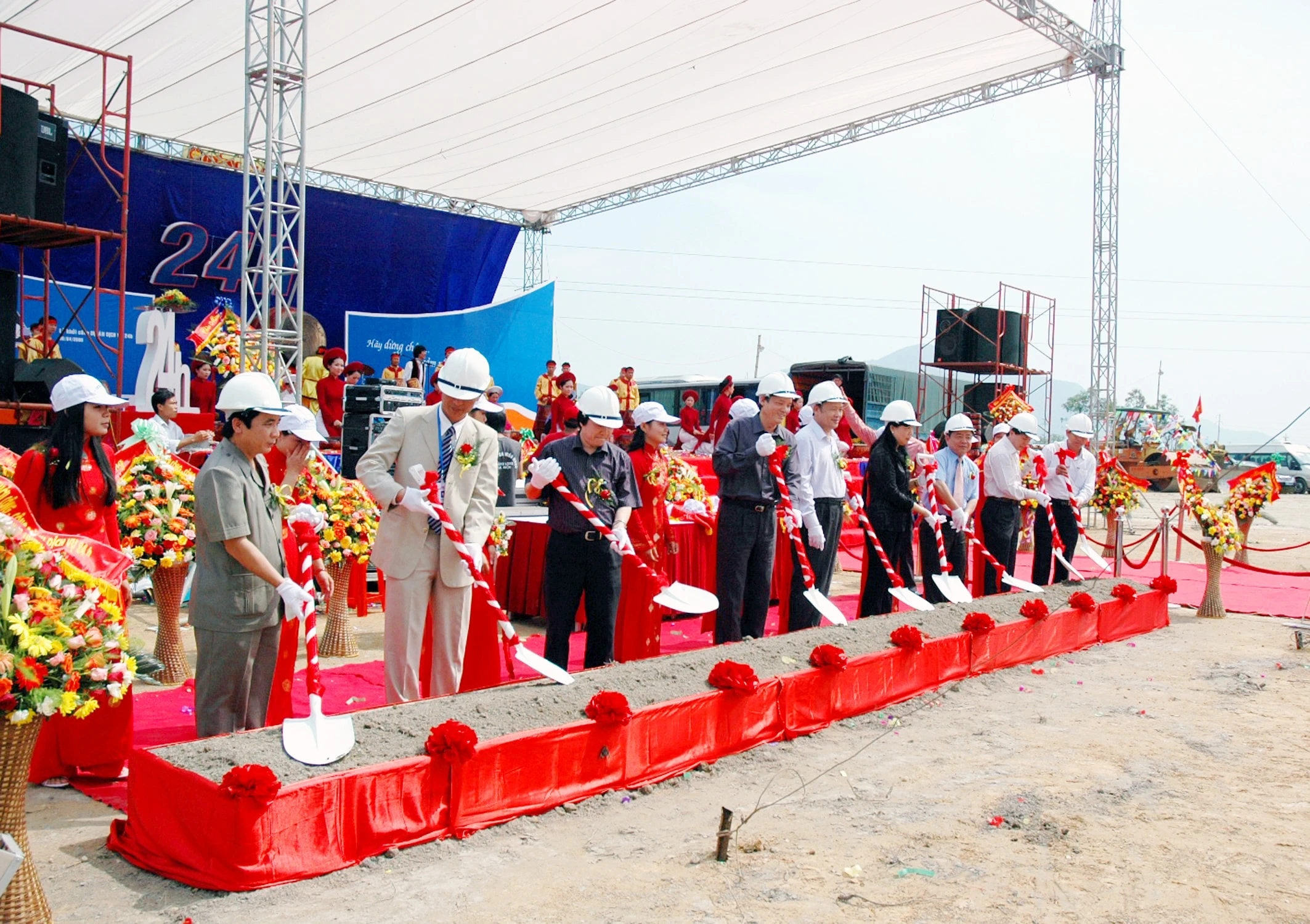 Tổ chức Lễ Động Thổ cho doanh nghiệp
