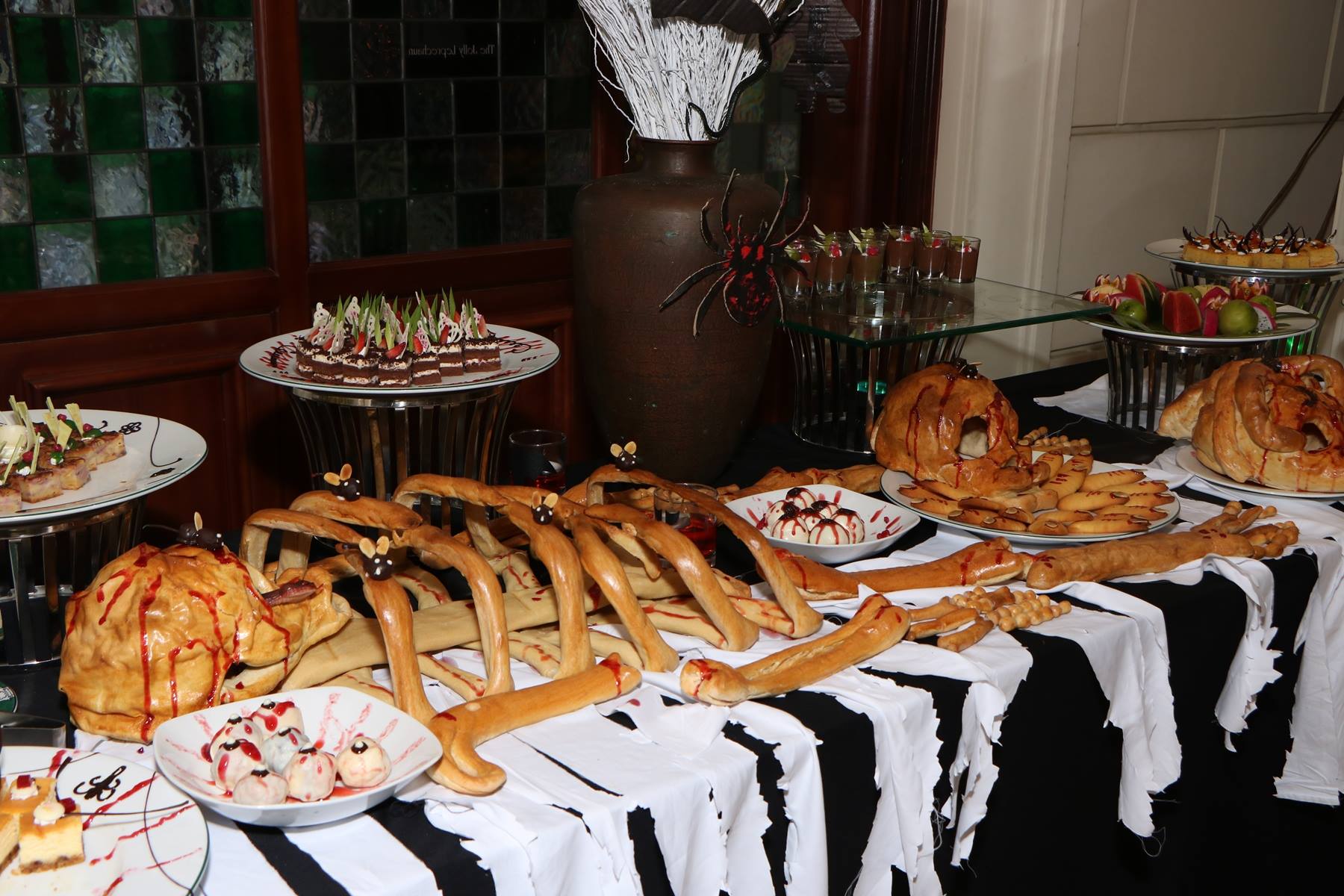 Tổ chức lễ hội hoá trang Halloween thật đặc sắc và ấn tượng