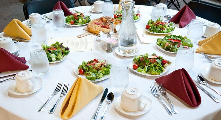 Thực đơn Gala Dinner: Cách chọn menu phù hợp cho doanh nghiệp