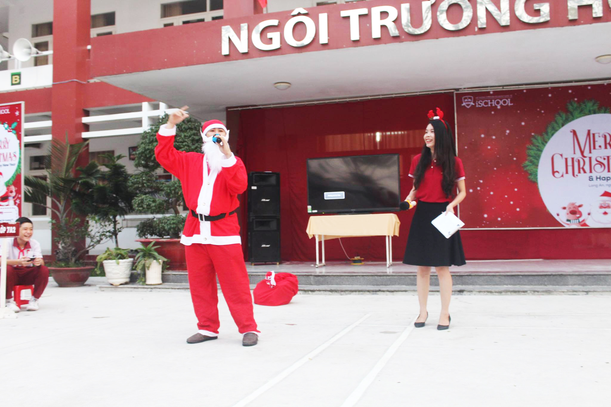 Top 3 Trò Chơi Trong Tiệc Giáng Sinh phổ biến cho doanh nghiệp