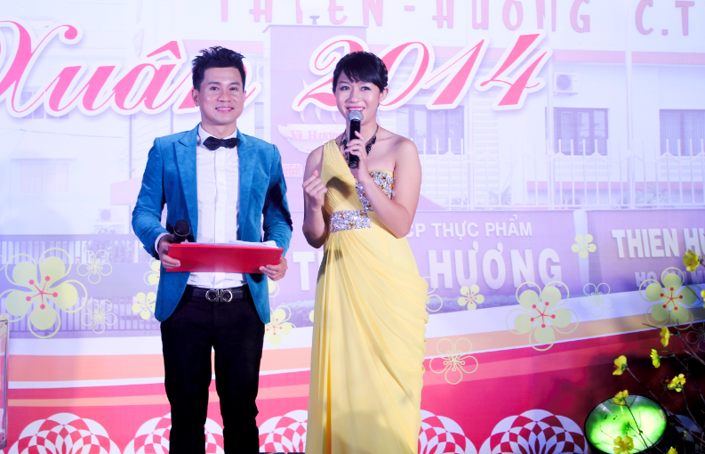 Hướng dẫn lên kịch bản MC tiệc tất niên cuối năm