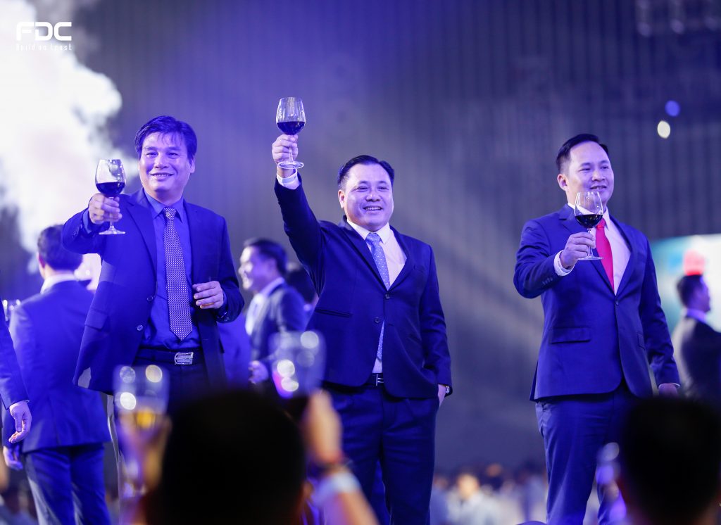 3 lưu ý tổ chức tiệc tất niên cho công ty thành công