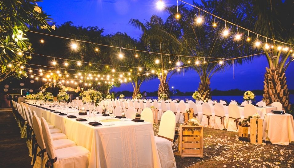 Top những nhà hàng tổ chức Year End Party sang trọng, đẳng cấp