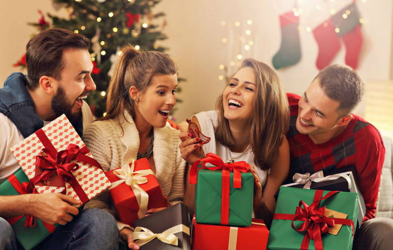 Những lưu ý khi lựa chọn quà tặng giáng sinh cho nhân viên