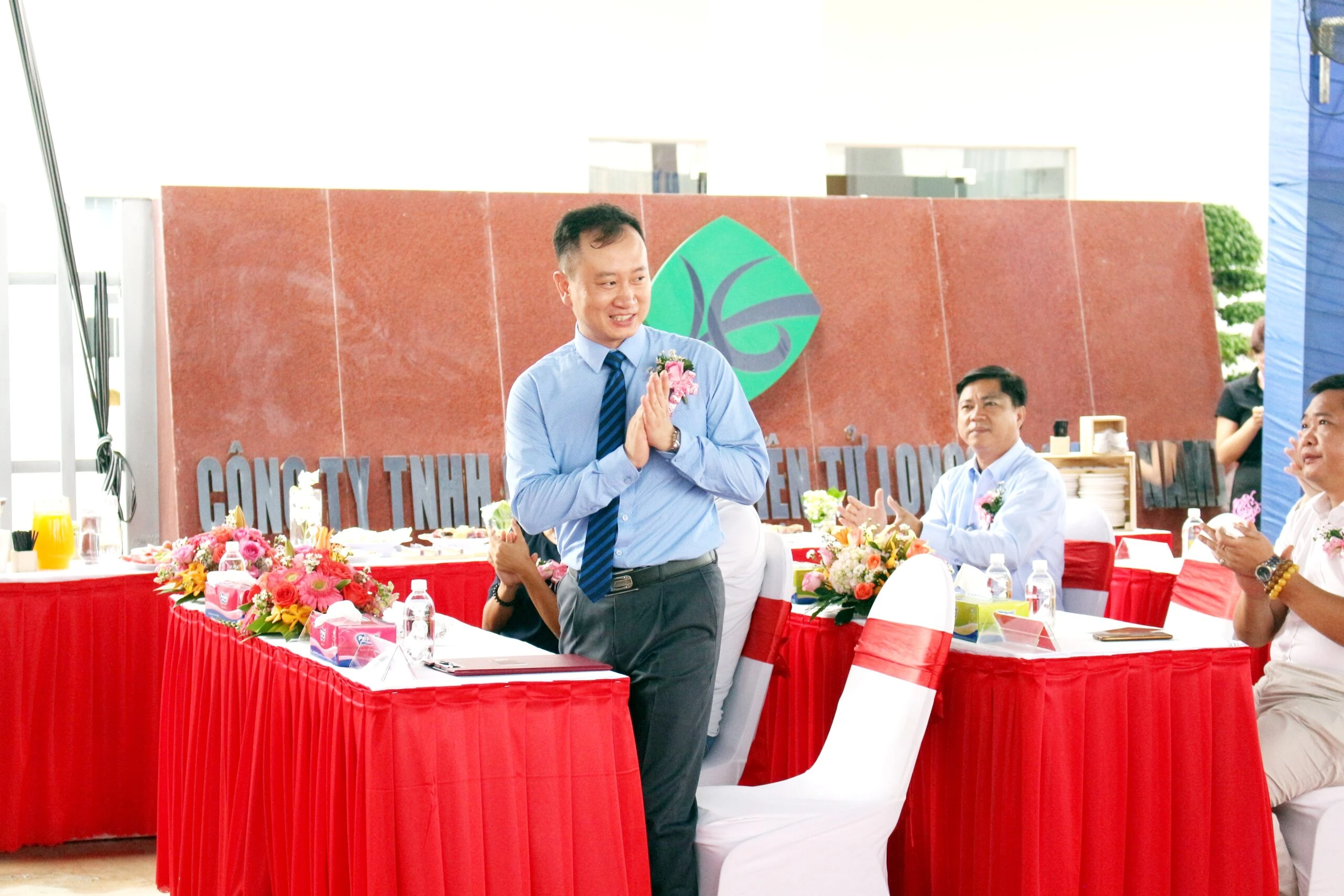 Kịch bản khai trương nhà hàng tạo được thiện cảm từ khách mời