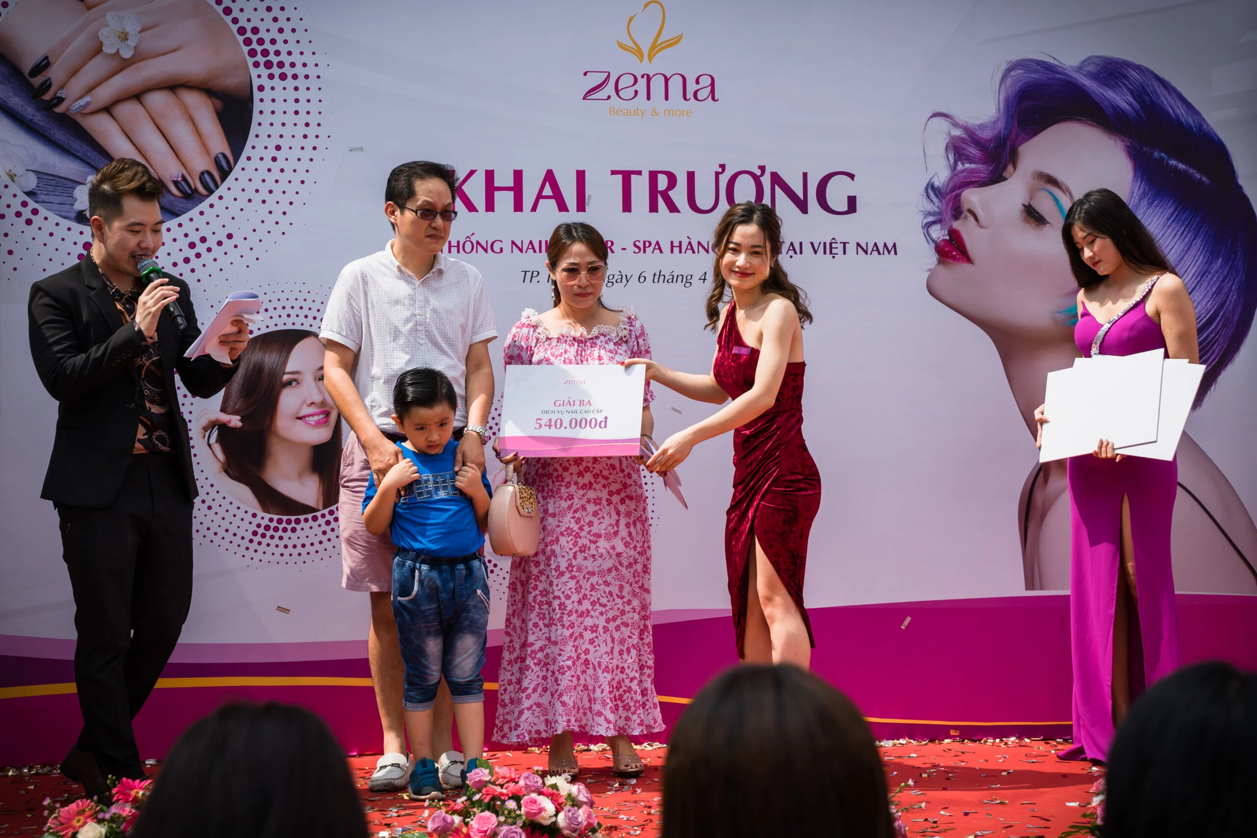 Kịch bản khai trương nhà hàng tạo được thiện cảm từ khách mời
