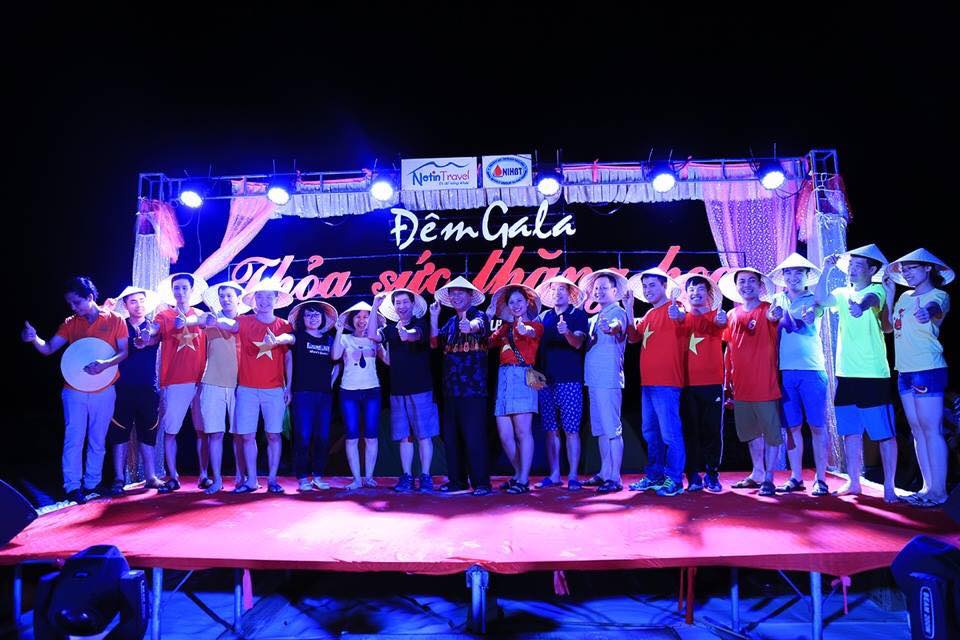 Gala Dinner Team Building là gì? Cách tổ chức gala dinner team building