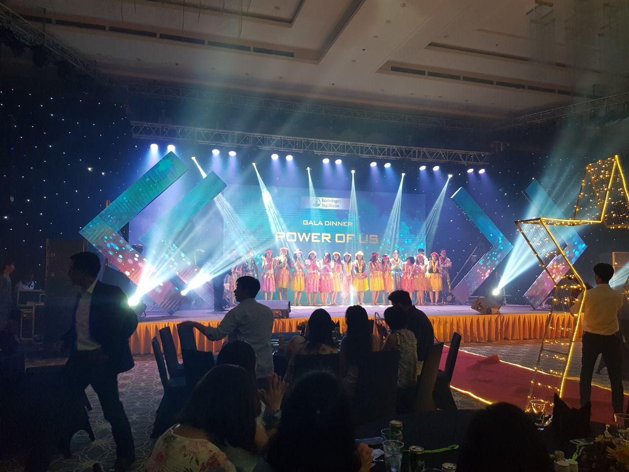 Cùng Saigontourist cháy hết mình với đêm Gala Dinner “The Power Of Us” tại Vinpearl Phú Quốc