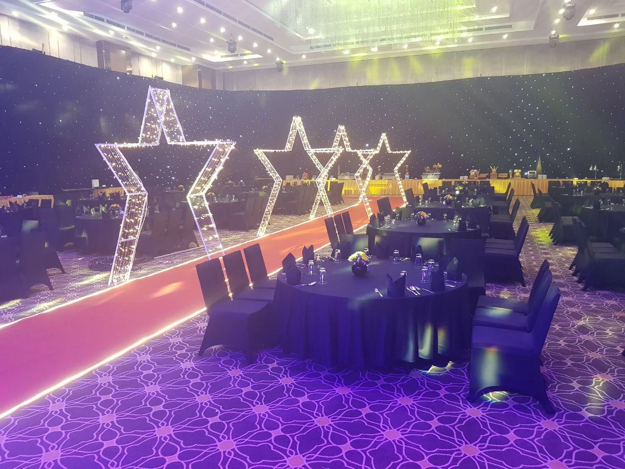 Cùng Saigontourist cháy hết mình với đêm Gala Dinner “The Power Of Us” tại Vinpearl Phú Quốc