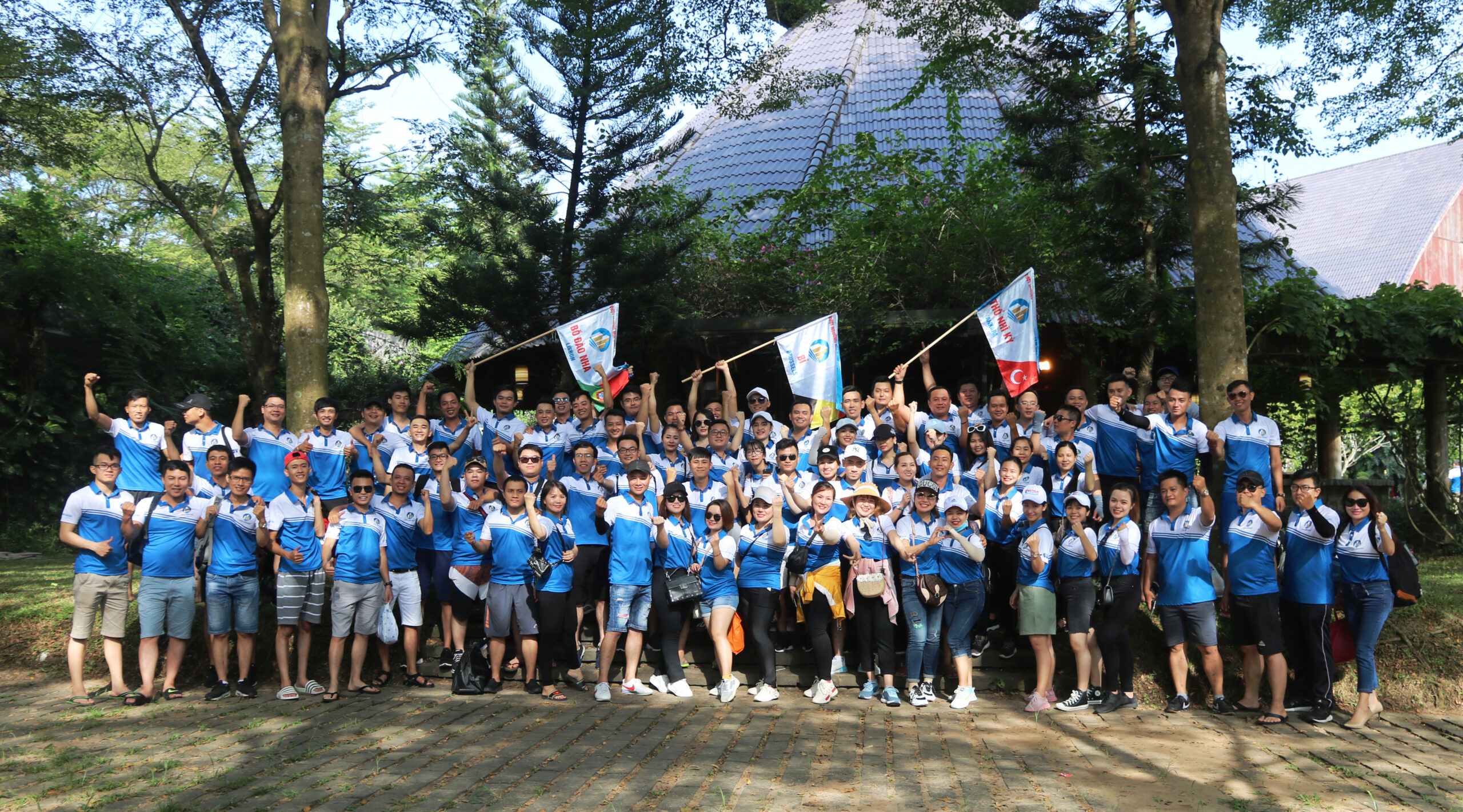 Case Study Team Building Sài Gòn Center Real: Hành Trình 1.000 Nhân Sự Tại Giang Điền