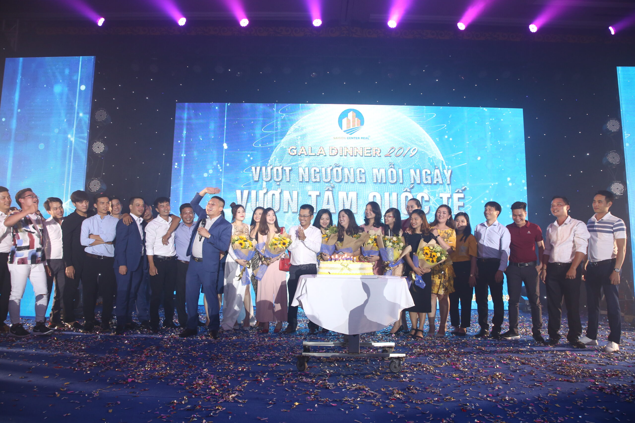4 bước tạo nên chương trình gala dinner hay cho doanh nghiệp