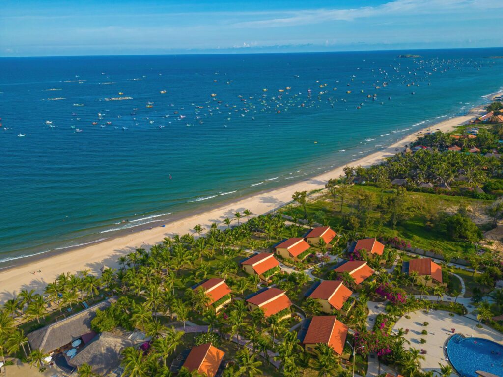 Biển Mũi Né Phan Thiết điểm đến company trip nổi tiếng tại Việt Nam