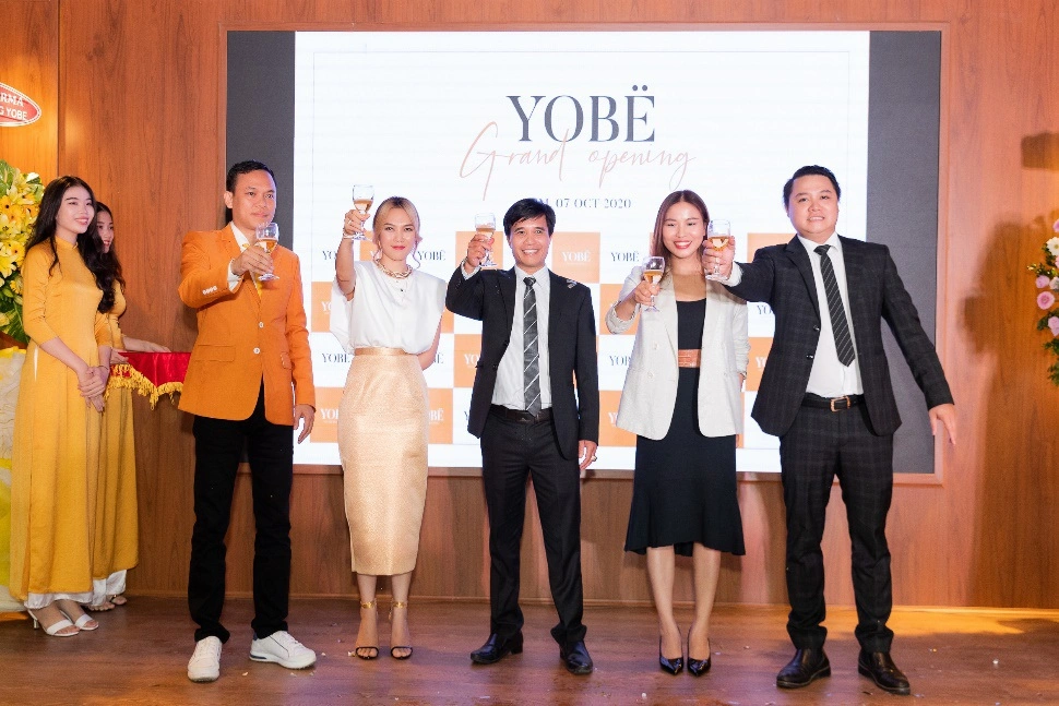 Lễ Ra Mắt Thương Hiệu YoBe – Nền tảng kinh doanh mỹ phẩm thông minh 4.0