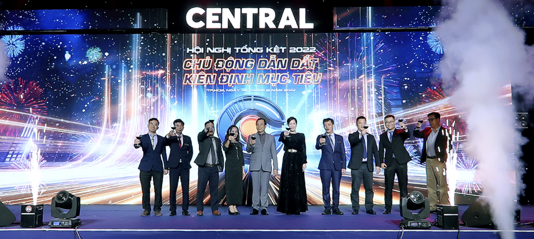 Hội nghị tổng kết cuối năm của Central 