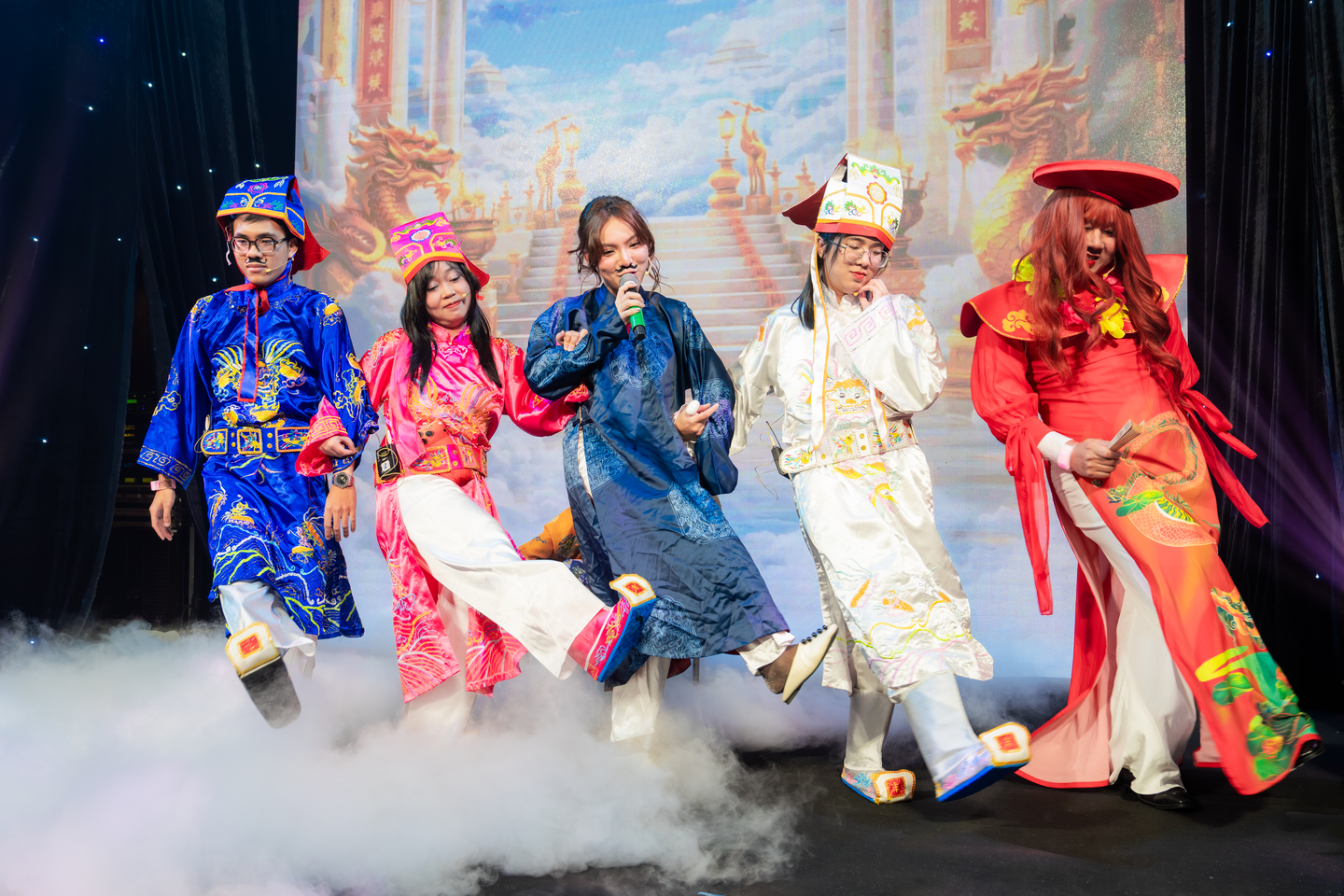 Tiết mục biểu diễn nội bộ trong chương trình Newland USA Company Trip