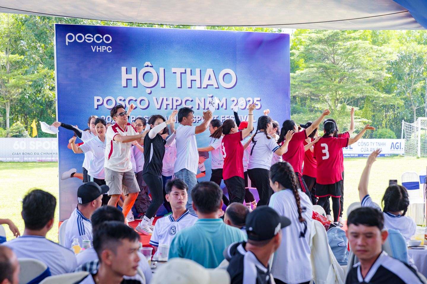 Khu vực sân khấu khai mạc chương trình POSCO Sport Day