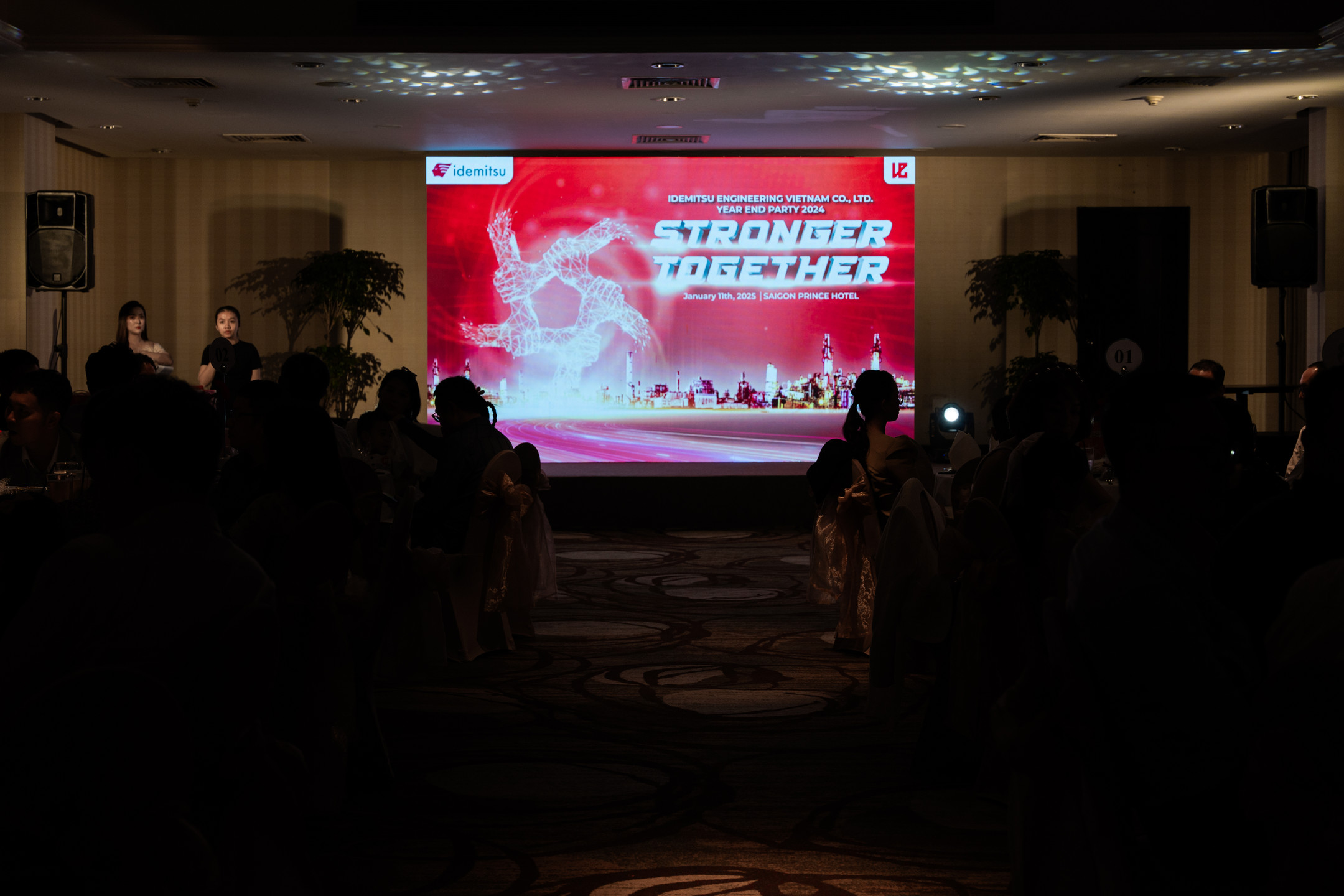 Chủ đề Stronger Together của Idemitsu