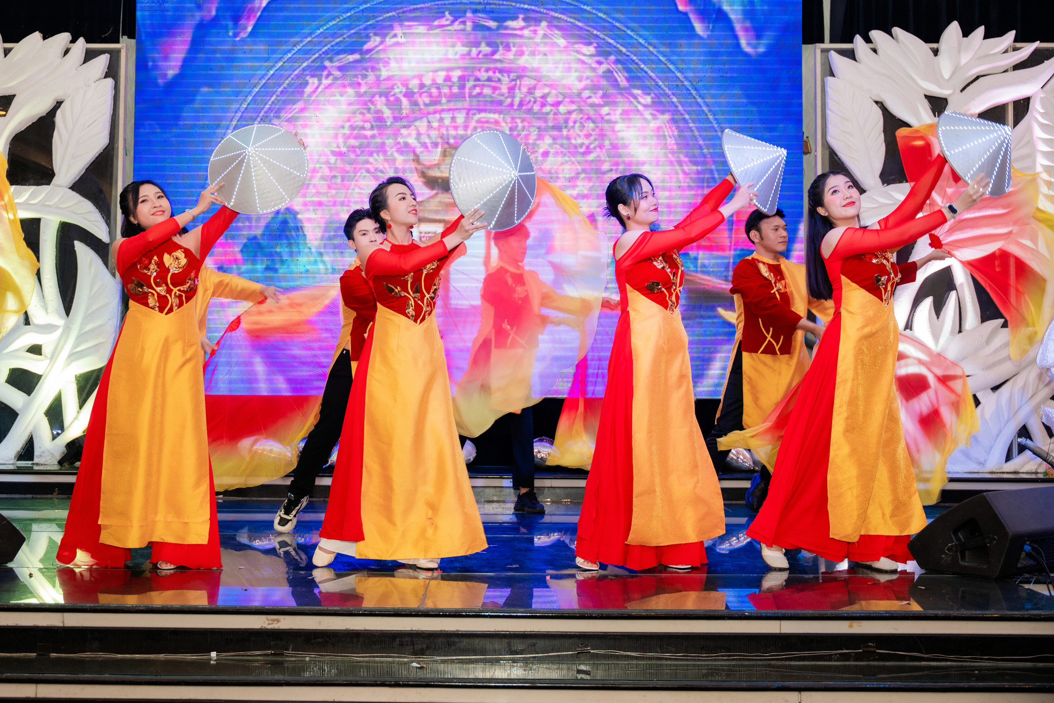 Year End Party Tập Đoàn Y Khoa Sài Gòn – Rực Rỡ Từng Khoảnh Khắc